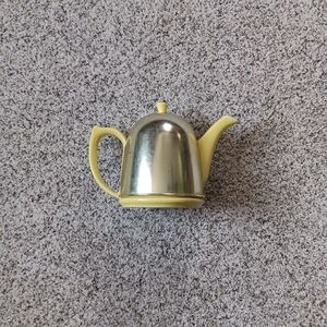 VTG Hall Yellow Teapot With Aluminum Cozy